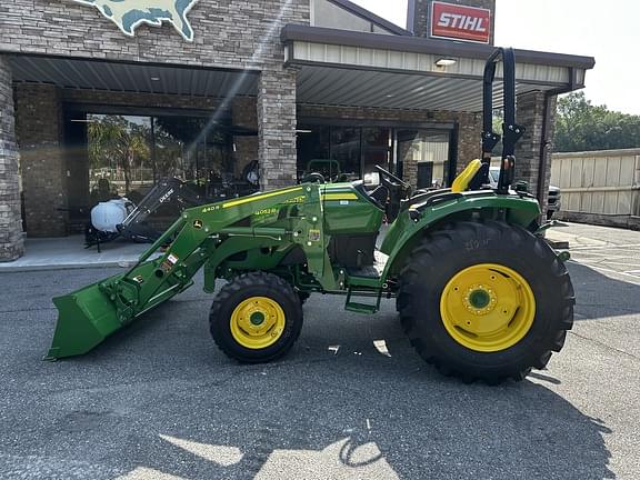 Image of John Deere 4052R equipment image 2