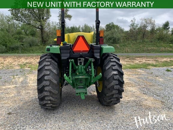 Image of John Deere 4052R equipment image 4
