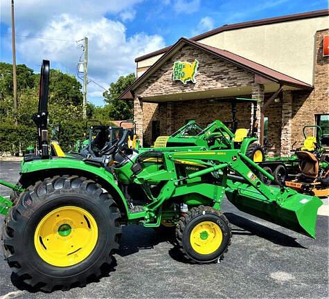 Image of John Deere 4066M equipment image 4