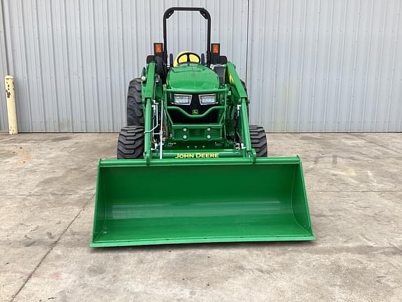 Image of John Deere 4066M equipment image 2