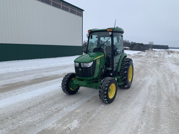 Image of John Deere 4066R equipment image 3