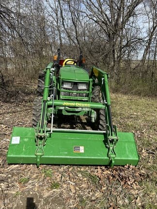 Image of John Deere 4066R equipment image 1