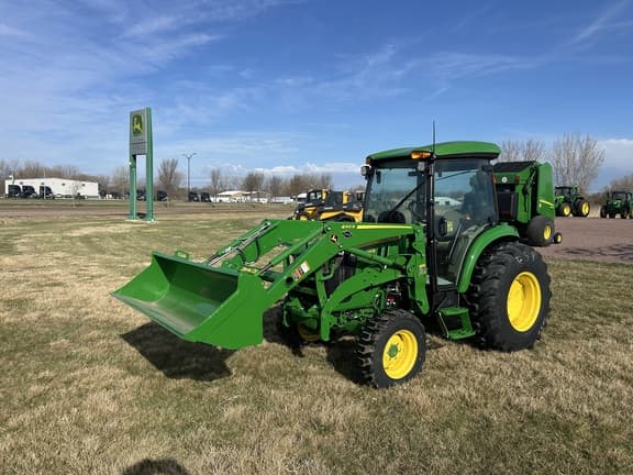 Image of John Deere 4066R equipment image 1