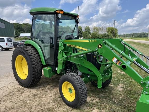 Image of John Deere 4066R Primary image