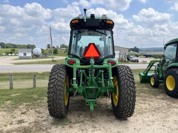 Image of John Deere 4066R equipment image 3