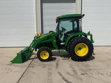 Main image John Deere 4066R