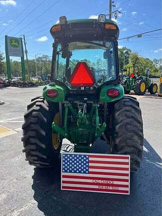 Image of John Deere 4075R equipment image 4