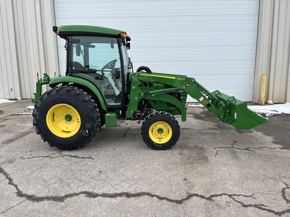 Image of John Deere 4075R equipment image 1