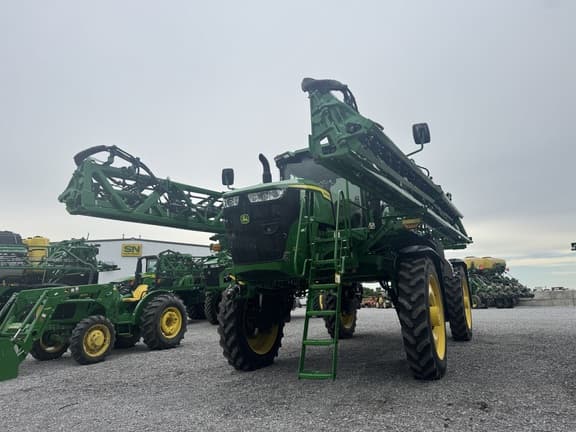 Image of John Deere 408R equipment image 1