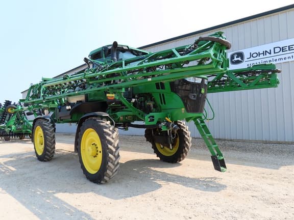 Image of John Deere 410R equipment image 4