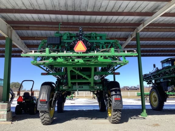 Image of John Deere 410R equipment image 4