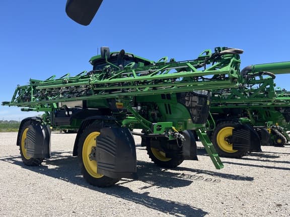 Image of John Deere 410R equipment image 1