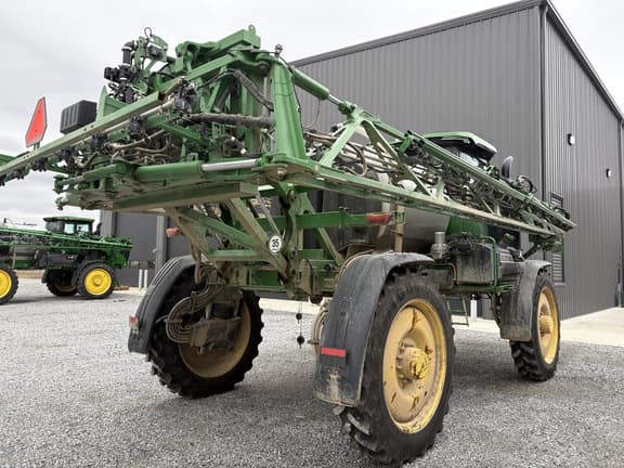 Image of John Deere 410R equipment image 4