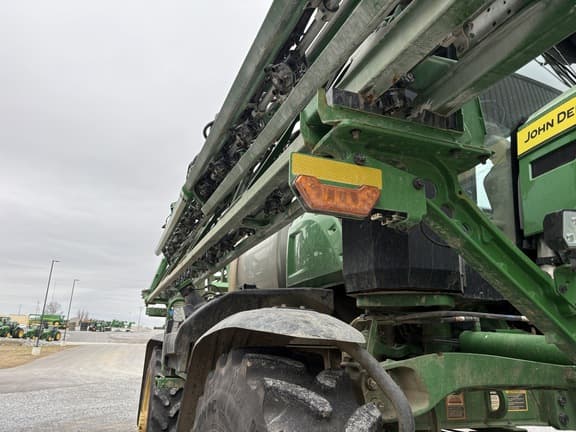 Image of John Deere 410R equipment image 2