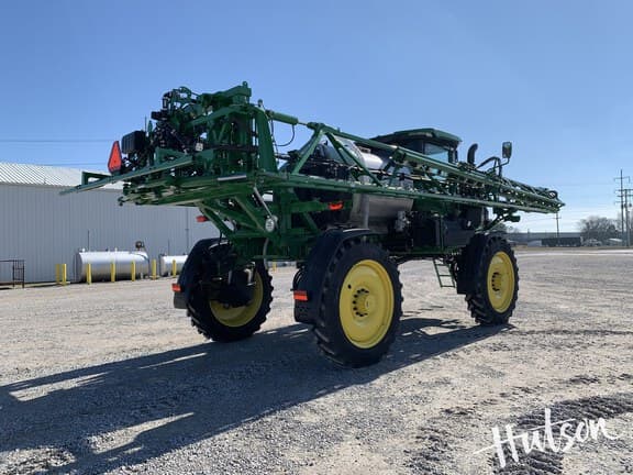 Image of John Deere 410R equipment image 4