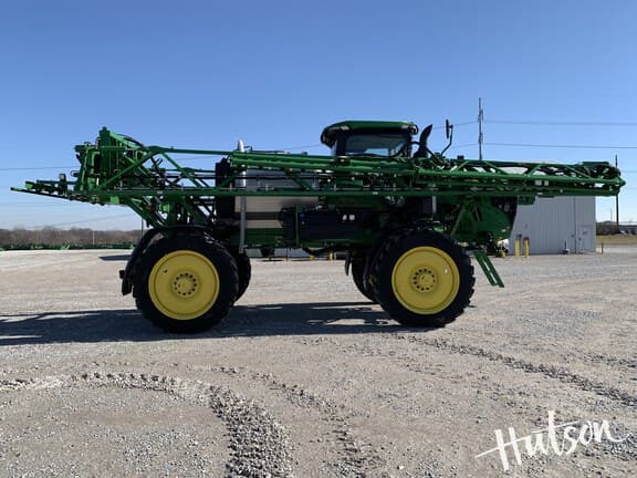 Image of John Deere 410R equipment image 4