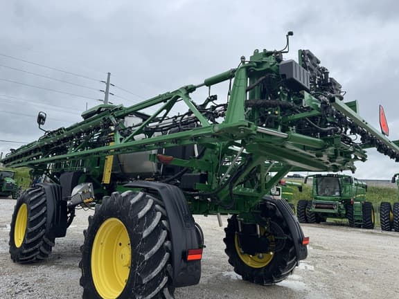Image of John Deere 410R equipment image 3