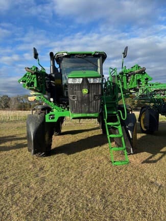 Image of John Deere 410R equipment image 2