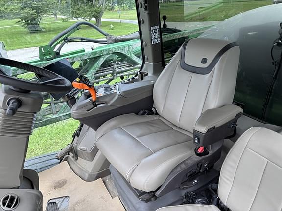 Image of John Deere 410R equipment image 4