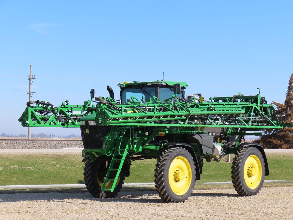 2025 John Deere 410R Equipment Image0