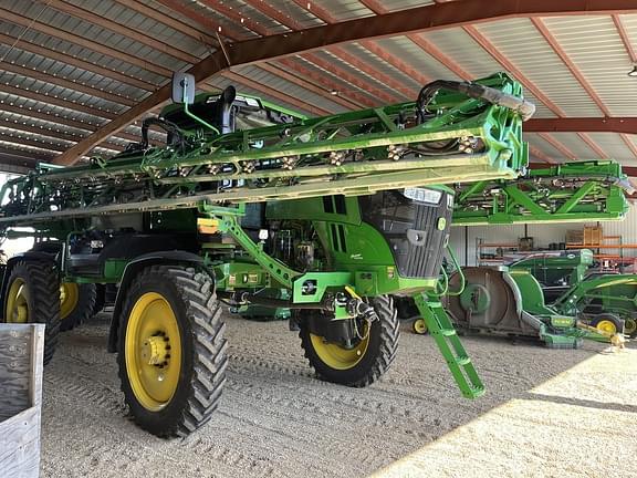 Image of John Deere 410R equipment image 1