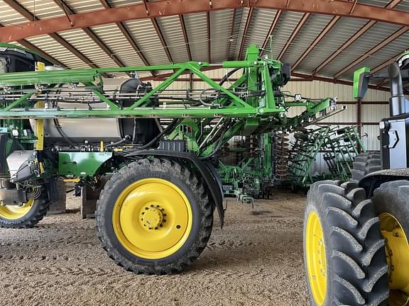 Image of John Deere 410R equipment image 4