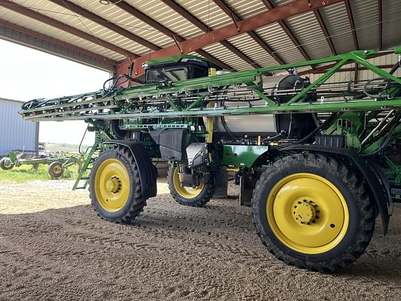 Image of John Deere 410R equipment image 3