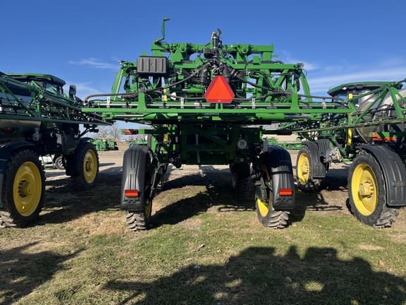 Image of John Deere 410R equipment image 4