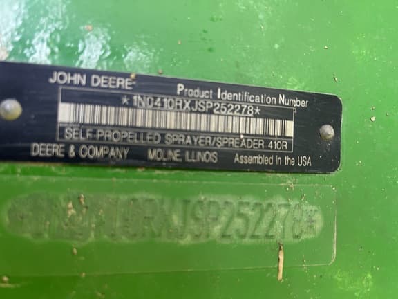 Image of John Deere 410R equipment image 1