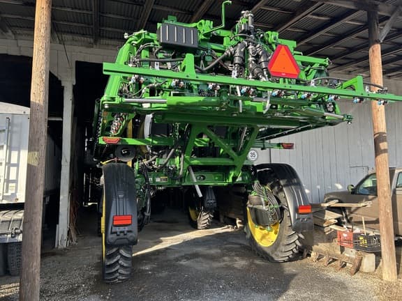 Image of John Deere 410R Primary image