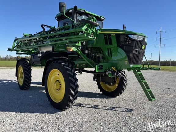 Image of John Deere 410R Primary image