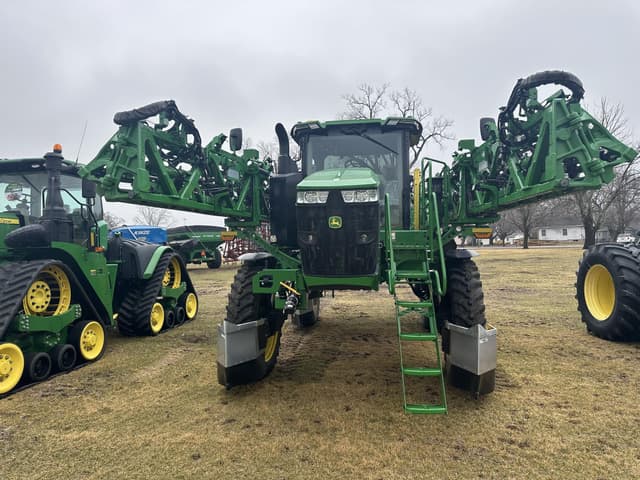 Image of John Deere 410R equipment image 3