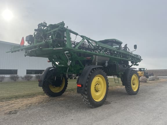 Image of John Deere 410R equipment image 2