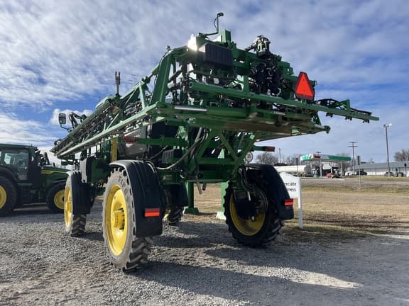 Image of John Deere 410R equipment image 2