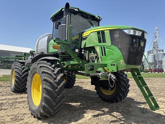 Image of John Deere 410R equipment image 2
