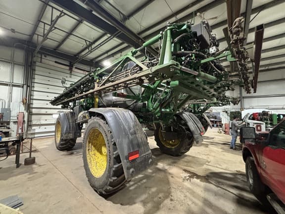 Image of John Deere 412R equipment image 2