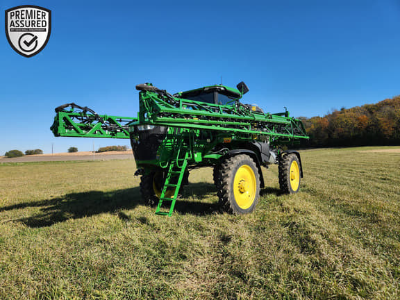 Image of John Deere 412R equipment image 2