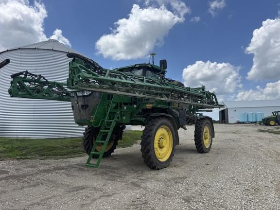 Image of John Deere 412R Primary image