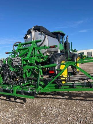 Image of John Deere 412R equipment image 4