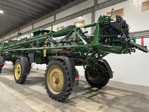 Image of John Deere 412R equipment image 3