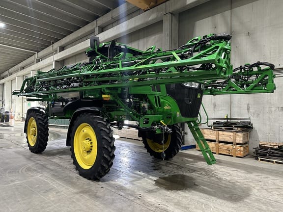 2025 John Deere 412R Equipment Image0