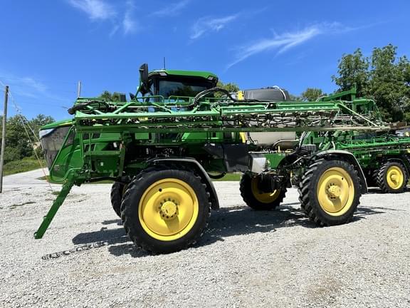 Image of John Deere 412R equipment image 1