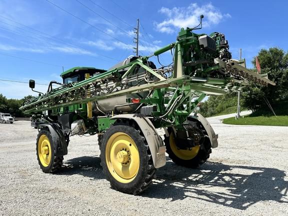 Image of John Deere 412R equipment image 4