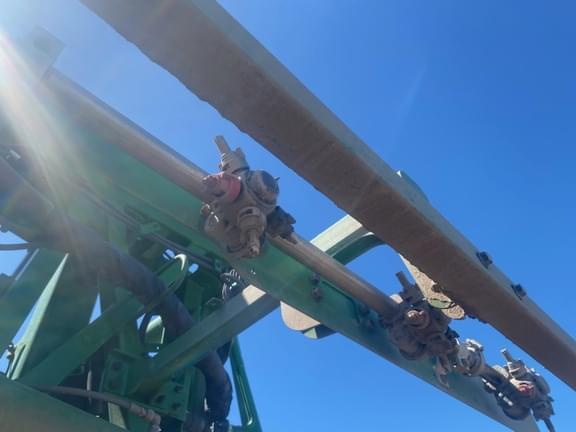 Image of John Deere 412R equipment image 3