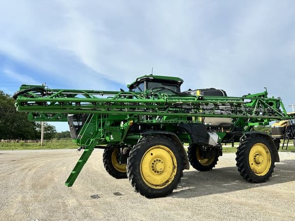 Image of John Deere 412R equipment image 1