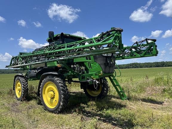 Image of John Deere 412R equipment image 1