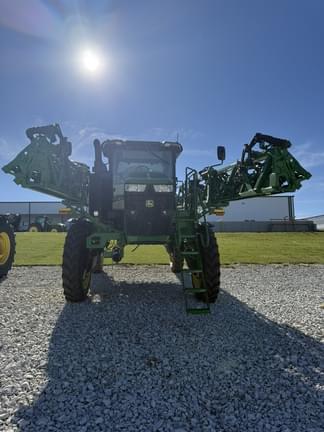 Image of John Deere 412R equipment image 1