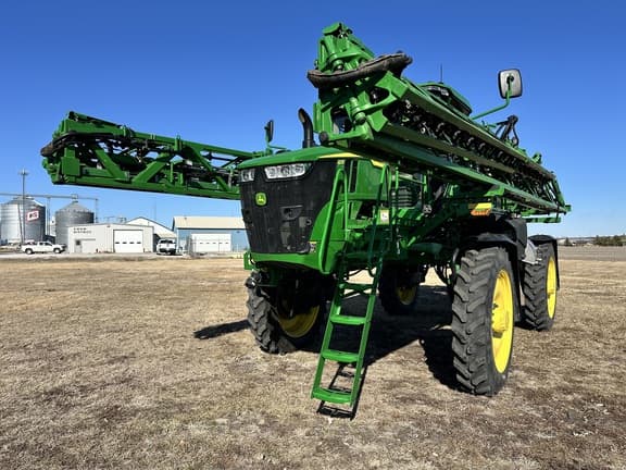 Image of John Deere 412R Primary image