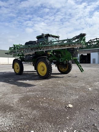 Image of John Deere 412R equipment image 1