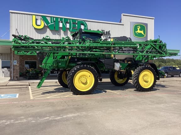 Image of John Deere 412R equipment image 1